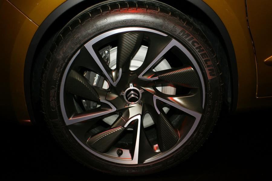  Citroen DS High Rider Concept 2010 года  (фото 27 из 40)